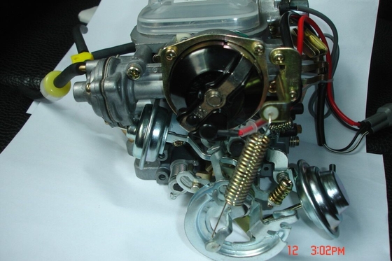 قطعات موتور بنزینی Caburetor برای موتورهای Toyota 22R OEM 21100-35520