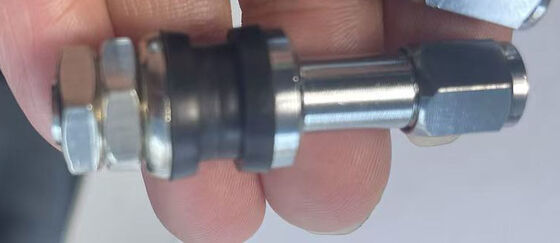 دریچه های خودرو TR43E دریچه های لاستیکی فلزی بدون لوله